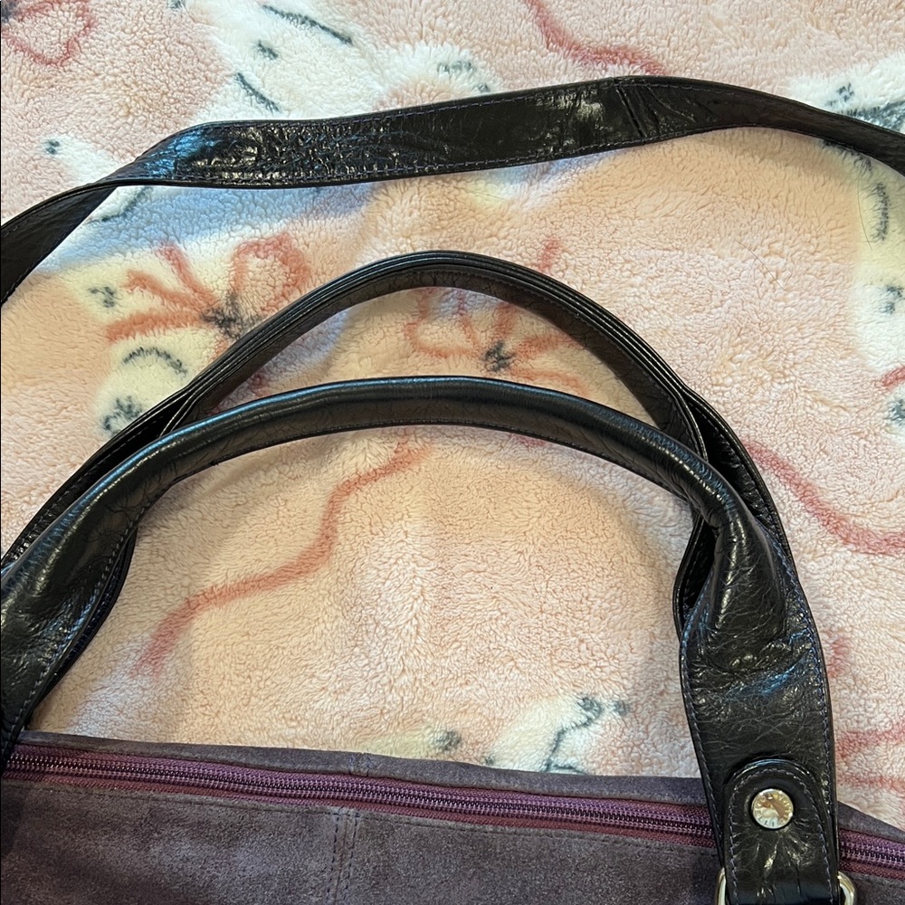 Purple suede, Gilda Tonelli Shoulder Bag with black leather handles - Picture 6 of 8